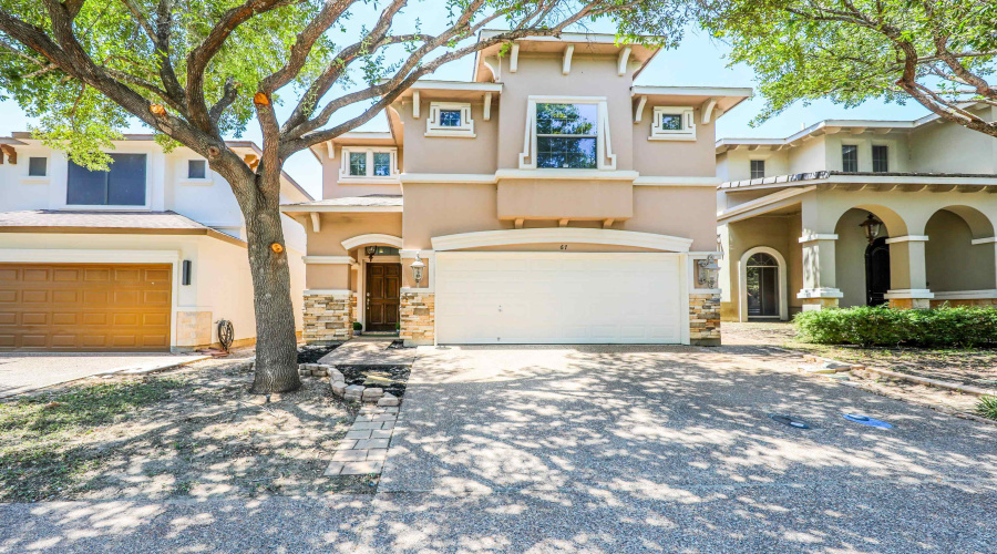 9813 Sandhill Dr, LAREDO, Texas 78045, 4 Bedrooms Bedrooms, 7 Rooms Rooms,2 BathroomsBathrooms,Residential,For Sale,9813 Sandhill Dr,20253547