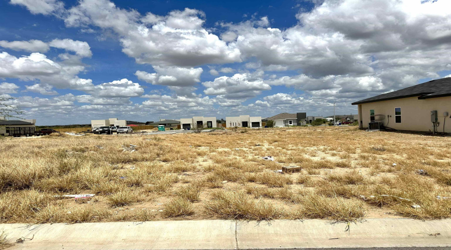 6706 El Bosal Ln., Laredo, Texas 78046, ,Land,For Sale,6706 El Bosal Ln.,20253568