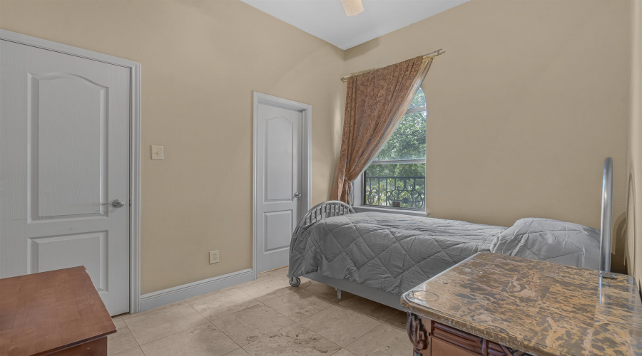 331 St Julien Dr, Laredo, Texas 78041, 4 Bedrooms Bedrooms, 10 Rooms Rooms,4 BathroomsBathrooms,Residential,For Sale,331 St Julien Dr,20253566