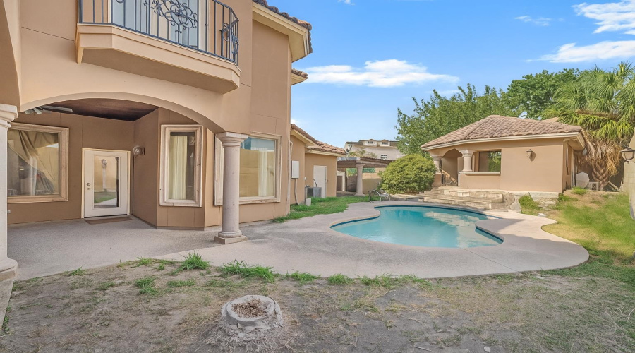 331 St Julien Dr, Laredo, Texas 78041, 4 Bedrooms Bedrooms, 10 Rooms Rooms,4 BathroomsBathrooms,Residential,For Sale,331 St Julien Dr,20253566