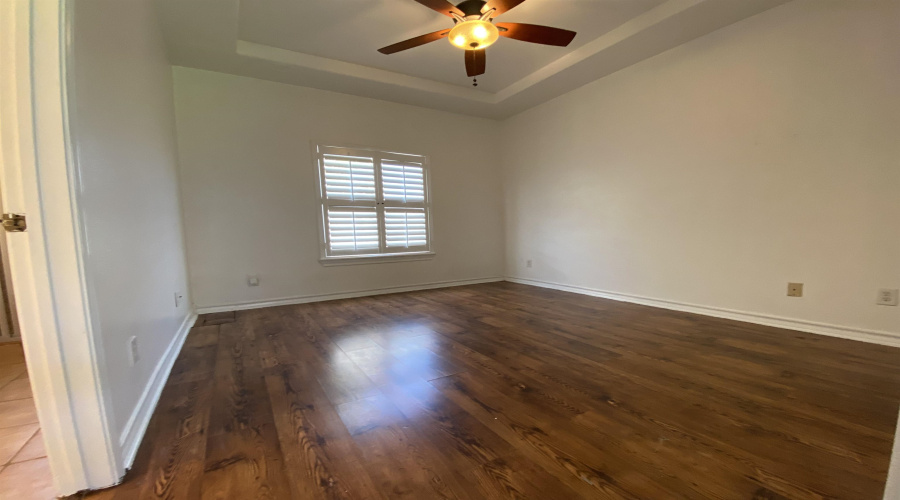 411 Lake Nakuru Ct, LAREDO, Texas 78041, 3 Bedrooms Bedrooms, 8 Rooms Rooms,4 BathroomsBathrooms,Residential,For Sale,411 Lake Nakuru Ct,20253580