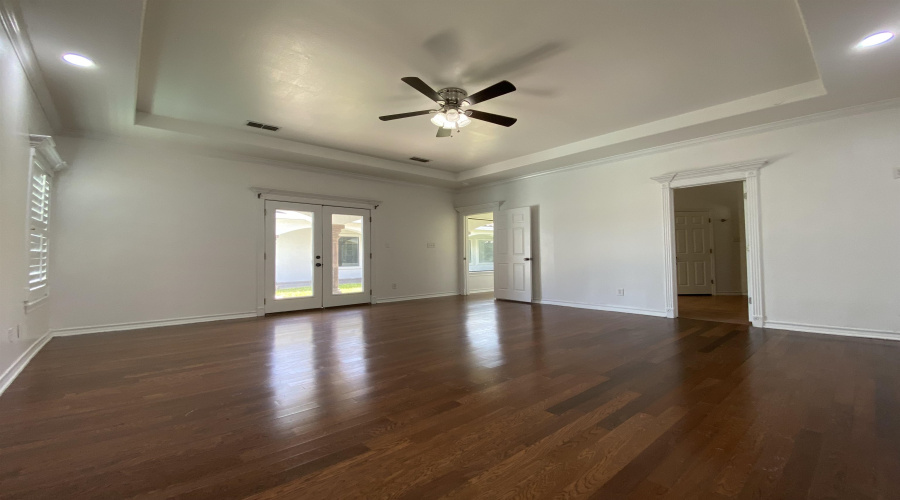 411 Lake Nakuru Ct, LAREDO, Texas 78041, 3 Bedrooms Bedrooms, 8 Rooms Rooms,4 BathroomsBathrooms,Residential,For Sale,411 Lake Nakuru Ct,20253580