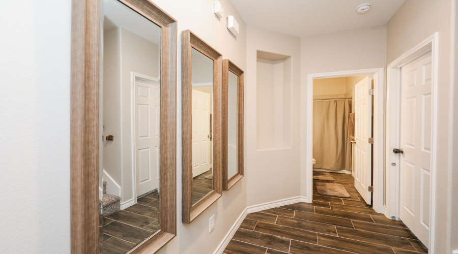 411 Quieto Dr., LAREDO, Texas 78045, 5 Bedrooms Bedrooms, 8 Rooms Rooms,4 BathroomsBathrooms,Residential,For Sale,411 Quieto Dr.,20253594