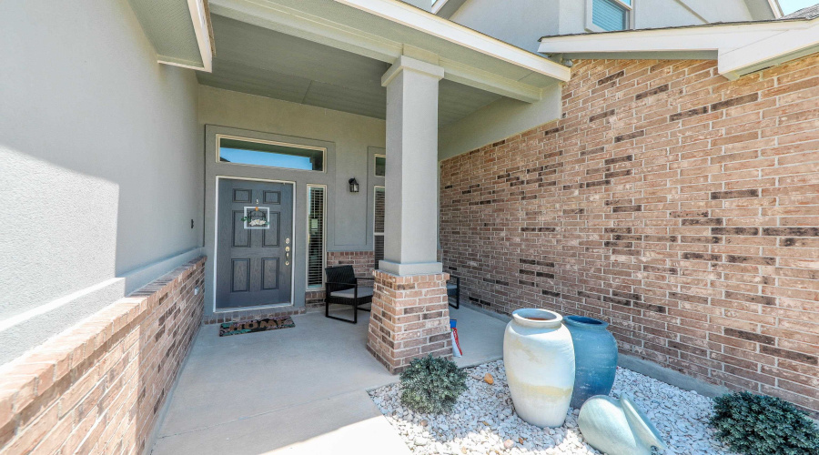 411 Quieto Dr., LAREDO, Texas 78045, 5 Bedrooms Bedrooms, 8 Rooms Rooms,4 BathroomsBathrooms,Residential,For Sale,411 Quieto Dr.,20253594