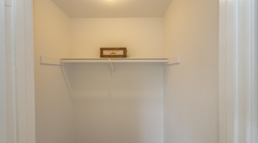 322 Ocean Dr, LAREDO, Texas 78043, 3 Bedrooms Bedrooms, 5 Rooms Rooms,2 BathroomsBathrooms,Residential,For Sale,322 Ocean Dr,20253606