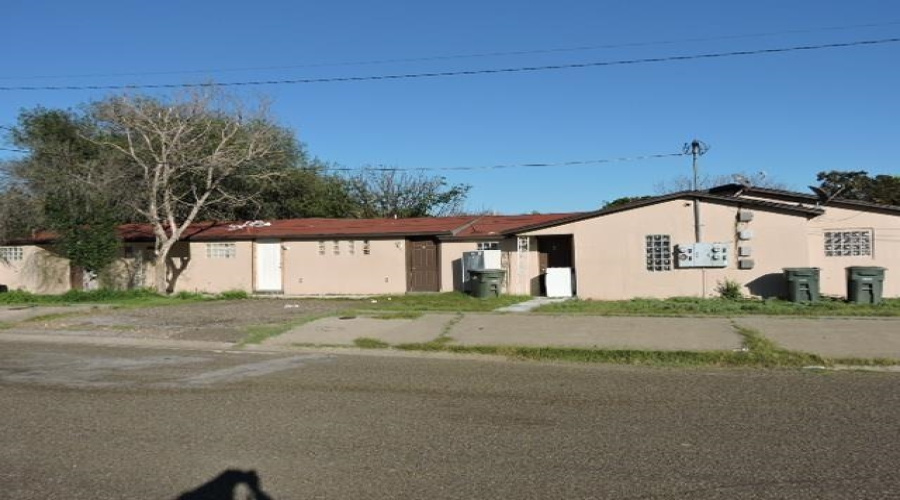 2205 Mendiola Ave, Laredo, Texas 78043, ,Multi-family,For Sale,2205 Mendiola Ave,20242261