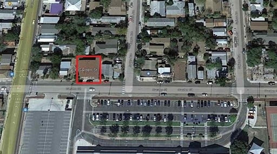 1406 Garden St, Laredo, Texas 78040, ,Multi-family,For Sale,1406 Garden St,20242263