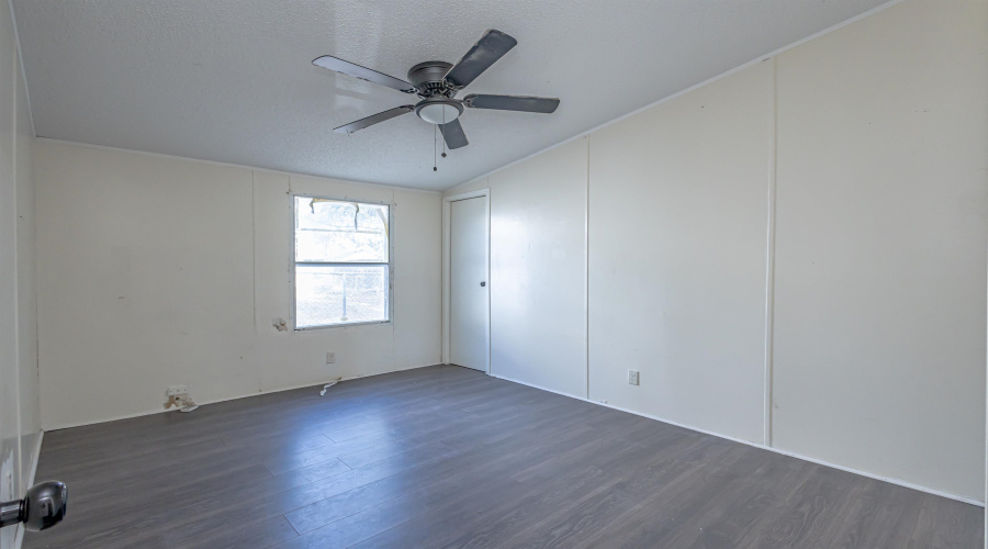 3533 Pericles Ln, LAREDO, Texas 78046, 3 Bedrooms Bedrooms, 5 Rooms Rooms,2 BathroomsBathrooms,Residential,For Sale,3533 Pericles Ln,20253627