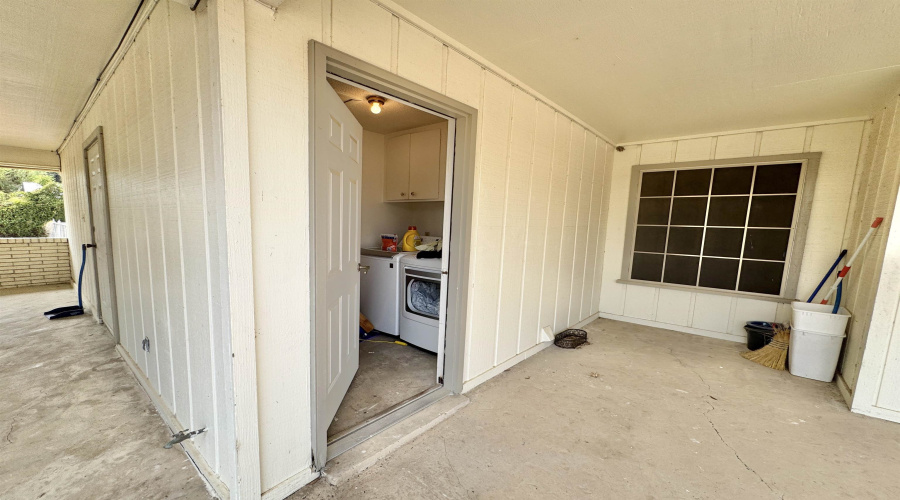 1410 Alamo St, ZAPATA, Texas 78076, 3 Bedrooms Bedrooms, 5 Rooms Rooms,2 BathroomsBathrooms,Residential,For Sale,1410 Alamo St,20253630