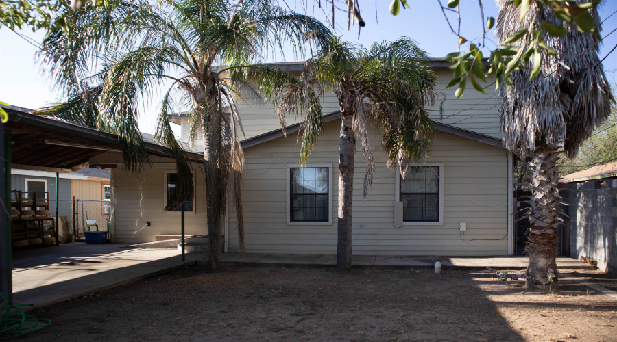 3305 Corpus Christi St, Laredo, Texas 78043-3512, 4 Bedrooms Bedrooms, 7 Rooms Rooms,2 BathroomsBathrooms,Residential,For Sale,3305 Corpus Christi St,20253633