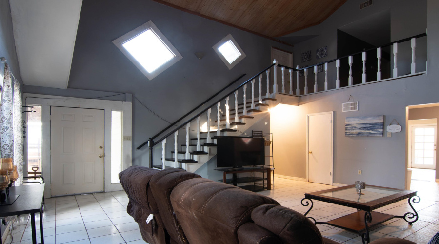 3305 Corpus Christi St, Laredo, Texas 78043-3512, 4 Bedrooms Bedrooms, 7 Rooms Rooms,2 BathroomsBathrooms,Residential,For Sale,3305 Corpus Christi St,20253633