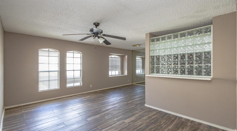 104 Belair Dr., LAREDO, Texas 78041, 2 Bedrooms Bedrooms, 4 Rooms Rooms,2 BathroomsBathrooms,Residential,For Rent,104 Belair Dr.,20253635 104 Belair Dr., LAREDO, Texas 78041, 2 Bedrooms Bedrooms, 4 Rooms Rooms,2 BathroomsBathrooms,Residential,For Rent,104 Belair Dr.,20253635