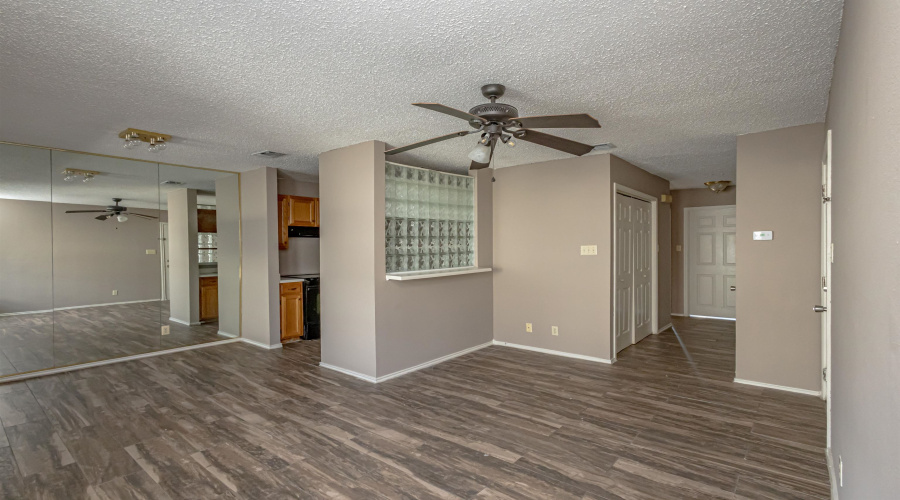 104 Belair Dr., LAREDO, Texas 78041, 2 Bedrooms Bedrooms, 4 Rooms Rooms,2 BathroomsBathrooms,Residential,For Rent,104 Belair Dr.,20253635 104 Belair Dr., LAREDO, Texas 78041, 2 Bedrooms Bedrooms, 4 Rooms Rooms,2 BathroomsBathrooms,Residential,For Rent,104 Belair Dr.,20253635