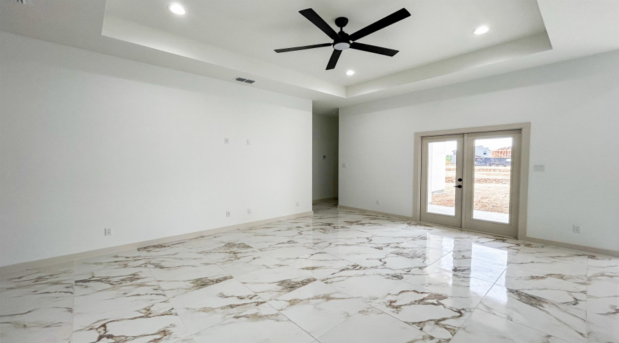 5515 Raven Dr., Laredo, Texas 78046, 3 Bedrooms Bedrooms, 4 Rooms Rooms,2 BathroomsBathrooms,Residential,For Sale,5515 Raven Dr.,20253636