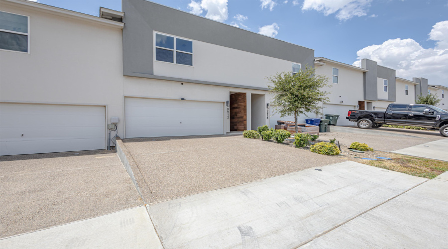 9912 Kaspar Dr., LAREDO, Texas 78045, 3 Bedrooms Bedrooms, 5 Rooms Rooms,2 BathroomsBathrooms,Residential,For Rent,9912 Kaspar Dr.,20253640 9912 Kaspar Dr., LAREDO, Texas 78045, 3 Bedrooms Bedrooms, 5 Rooms Rooms,2 BathroomsBathrooms,Residential,For Rent,9912 Kaspar Dr.,20253640