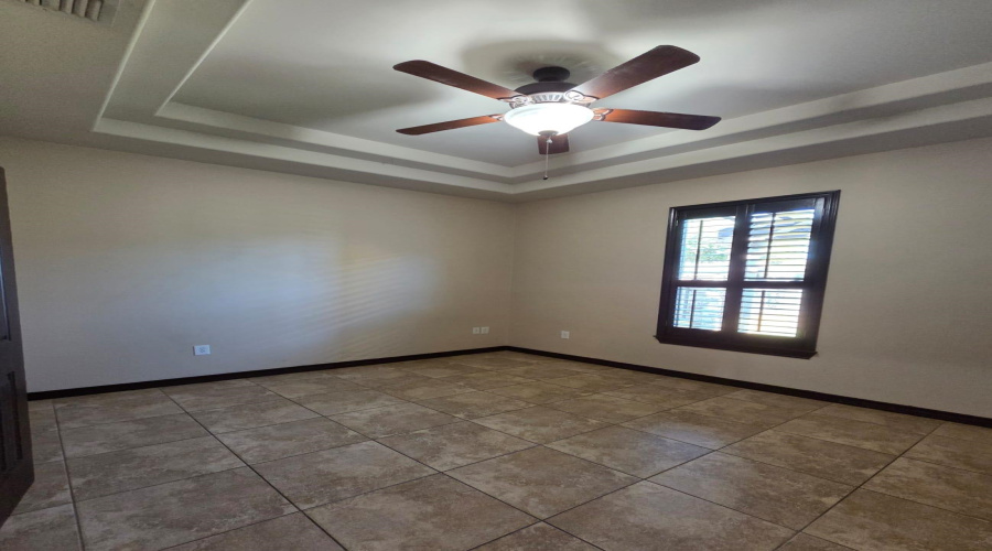 3107 Conde Dr., Laredo, Texas 78045, 3 Bedrooms Bedrooms, 4 Rooms Rooms,2 BathroomsBathrooms,Residential,For Rent,3107 Conde Dr.,20253642