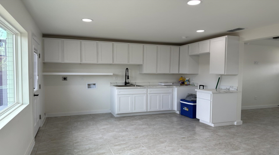 4640 Monterrey Lp, Laredo, Texas 78041, 3 Bedrooms Bedrooms, 5 Rooms Rooms,1 BathroomBathrooms,Residential,For Sale,4640 Monterrey Lp,20253659