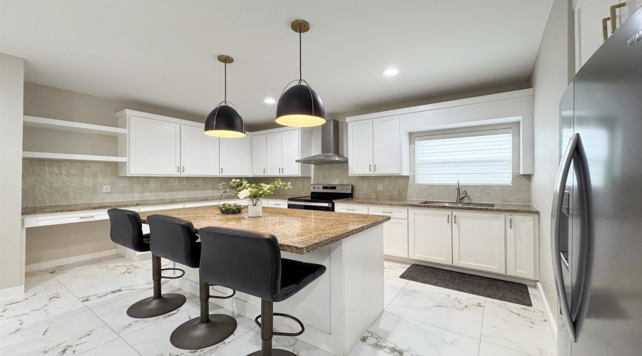 2602 Mario St., Laredo, Texas 78046, 3 Bedrooms Bedrooms, 6 Rooms Rooms,2 BathroomsBathrooms,Residential,For Sale,2602 Mario St.,20253663