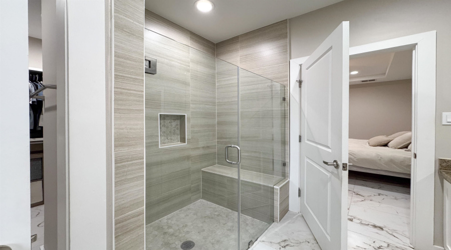 2602 Mario St., Laredo, Texas 78046, 3 Bedrooms Bedrooms, 6 Rooms Rooms,2 BathroomsBathrooms,Residential,For Sale,2602 Mario St.,20253663