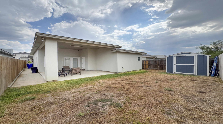 2602 Mario St., Laredo, Texas 78046, 3 Bedrooms Bedrooms, 6 Rooms Rooms,2 BathroomsBathrooms,Residential,For Sale,2602 Mario St.,20253663