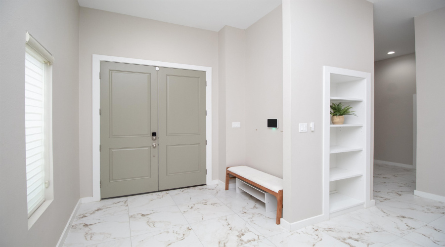 2602 Mario St., Laredo, Texas 78046, 3 Bedrooms Bedrooms, 6 Rooms Rooms,2 BathroomsBathrooms,Residential,For Sale,2602 Mario St.,20253663