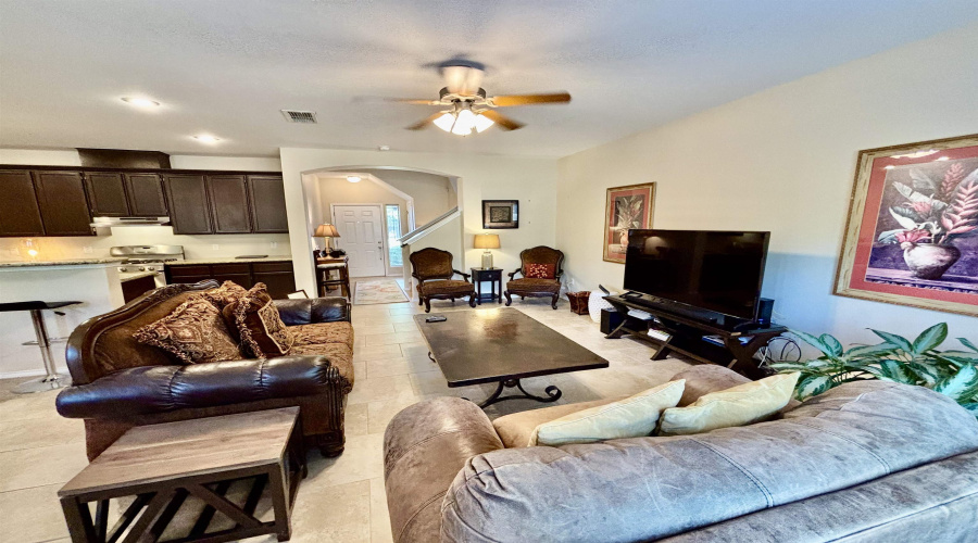 15115 Cerralvo Dr, Laredo, Texas 78045, 3 Bedrooms Bedrooms, 6 Rooms Rooms,2 BathroomsBathrooms,Residential,For Sale,15115 Cerralvo Dr,20253664