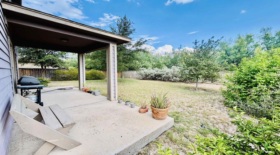 15115 Cerralvo Dr, Laredo, Texas 78045, 3 Bedrooms Bedrooms, 6 Rooms Rooms,2 BathroomsBathrooms,Residential,For Sale,15115 Cerralvo Dr,20253664