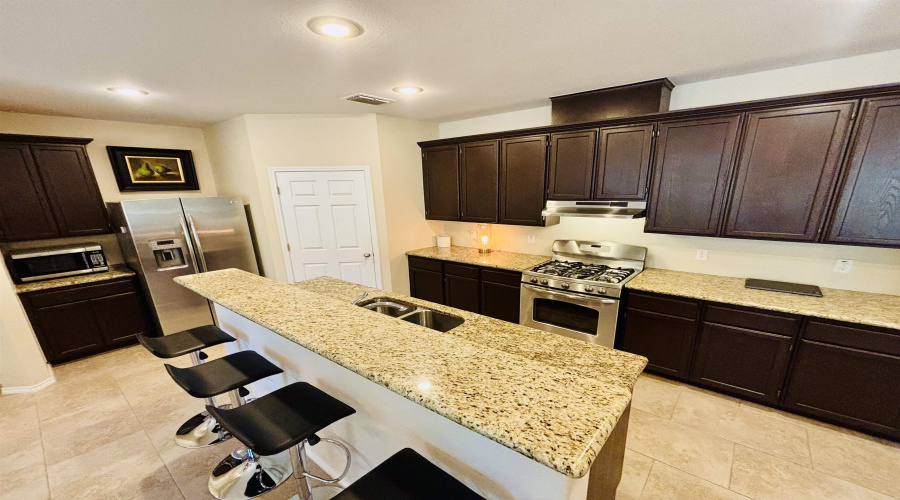 15115 Cerralvo Dr, Laredo, Texas 78045, 3 Bedrooms Bedrooms, 6 Rooms Rooms,2 BathroomsBathrooms,Residential,For Sale,15115 Cerralvo Dr,20253664