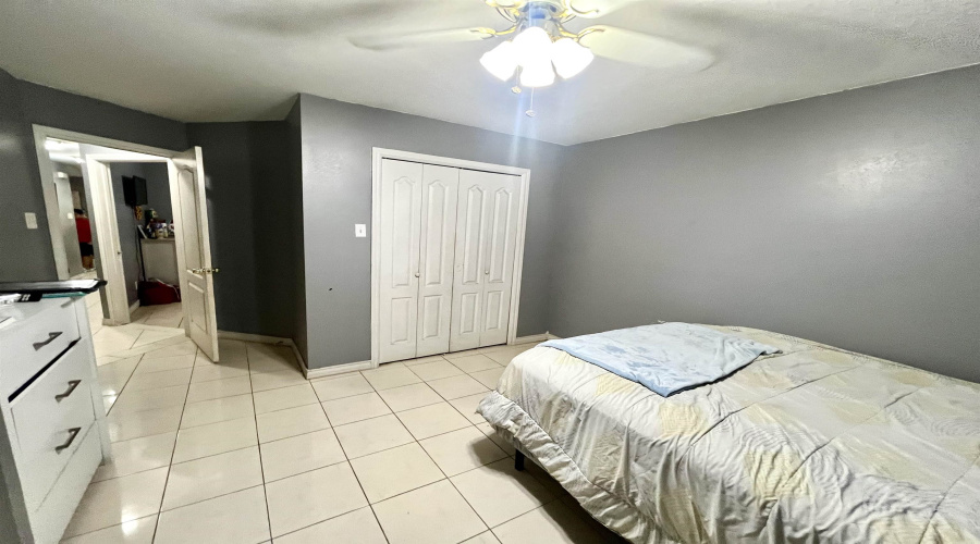 802 Prancer Rd, Laredo, Texas 78045, 3 Bedrooms Bedrooms, 5 Rooms Rooms,2 BathroomsBathrooms,Residential,For Sale,802 Prancer Rd,20253676