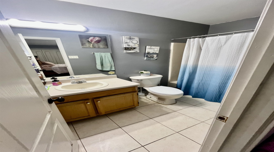 802 Prancer Rd, Laredo, Texas 78045, 3 Bedrooms Bedrooms, 5 Rooms Rooms,2 BathroomsBathrooms,Residential,For Sale,802 Prancer Rd,20253676