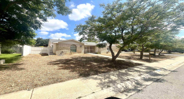 118 Illinois St, Laredo, Texas 78041, 1 Bedroom Bedrooms, 2 Rooms Rooms,1 BathroomBathrooms,Residential,For Rent,118 Illinois St,20253677 118 Illinois St, Laredo, Texas 78041, 1 Bedroom Bedrooms, 2 Rooms Rooms,1 BathroomBathrooms,Residential,For Rent,118 Illinois St,20253677
