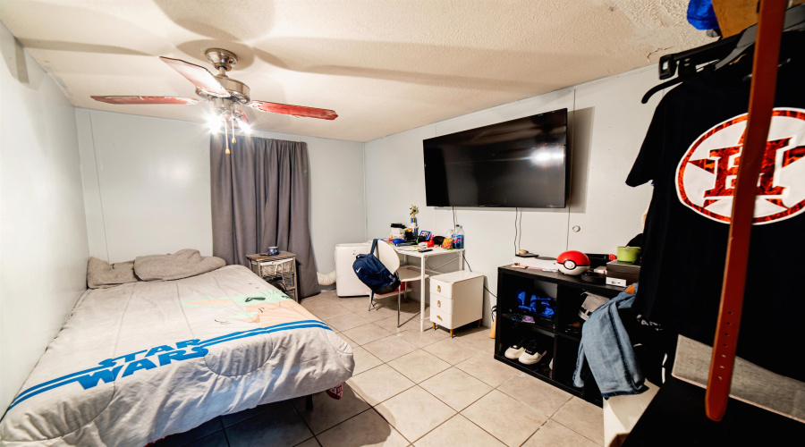 4935 Paz Ln, Laredo, Texas 78046, 3 Bedrooms Bedrooms, 4 Rooms Rooms,2 BathroomsBathrooms,Residential,For Sale,4935 Paz Ln,20253679