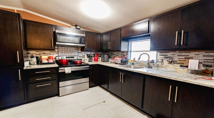 4935 Paz Ln, Laredo, Texas 78046, 3 Bedrooms Bedrooms, 4 Rooms Rooms,2 BathroomsBathrooms,Residential,For Sale,4935 Paz Ln,20253679