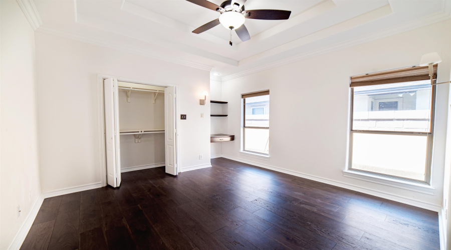 3103 Dante Lp, Laredo, Texas 78041, 4 Bedrooms Bedrooms, 8 Rooms Rooms,3 BathroomsBathrooms,Residential,For Sale,3103 Dante Lp,20253684