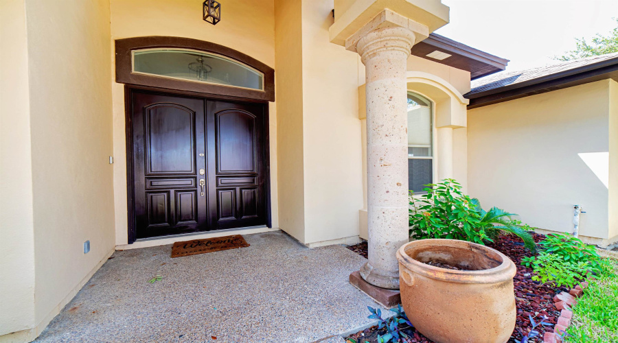 3103 Dante Lp, Laredo, Texas 78041, 4 Bedrooms Bedrooms, 8 Rooms Rooms,3 BathroomsBathrooms,Residential,For Sale,3103 Dante Lp,20253684