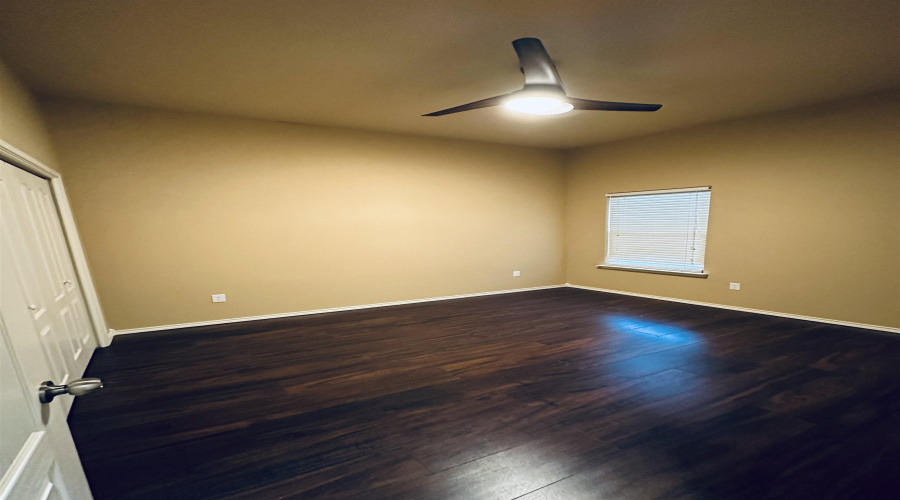 5812 Montevista Dr., Laredo, Texas 78041, 3 Bedrooms Bedrooms, 5 Rooms Rooms,2 BathroomsBathrooms,Residential,For Rent,5812 Montevista Dr.,20253700