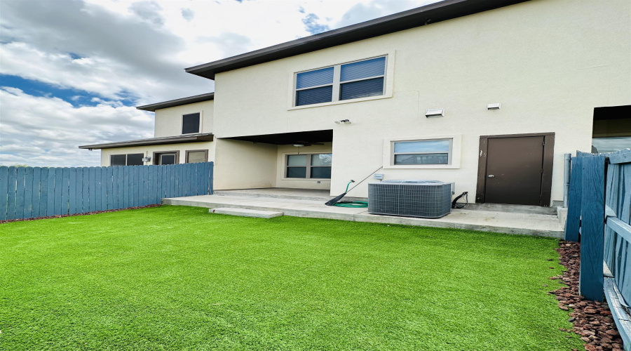 5812 Montevista Dr., Laredo, Texas 78041, 3 Bedrooms Bedrooms, 5 Rooms Rooms,2 BathroomsBathrooms,Residential,For Rent,5812 Montevista Dr.,20253700