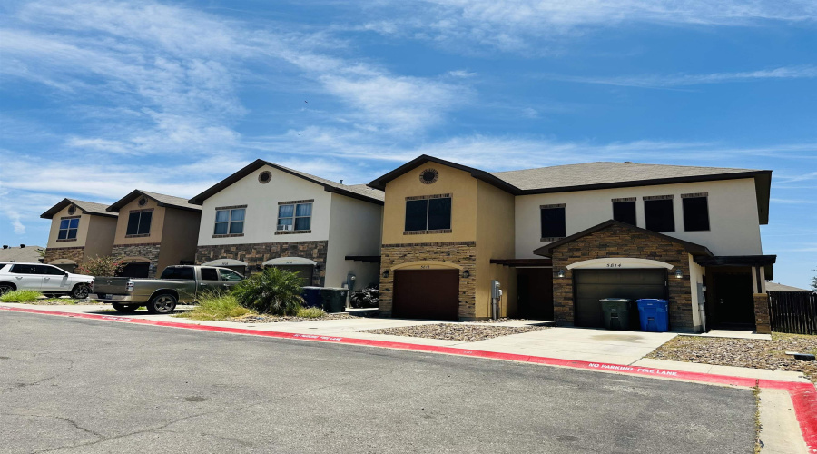 5812 Montevista Dr., Laredo, Texas 78041, 3 Bedrooms Bedrooms, 5 Rooms Rooms,2 BathroomsBathrooms,Residential,For Rent,5812 Montevista Dr.,20253700