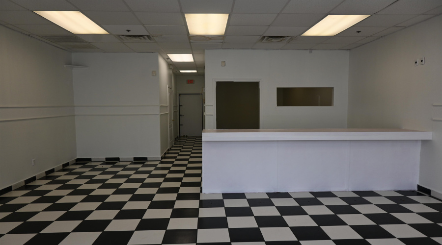 3302 Cuatro Vientos Dr, Laredo, Texas 78046, 6 Rooms Rooms,1 BathroomBathrooms,Commercial retail/office,For Sale,3302 Cuatro Vientos Dr,20253713