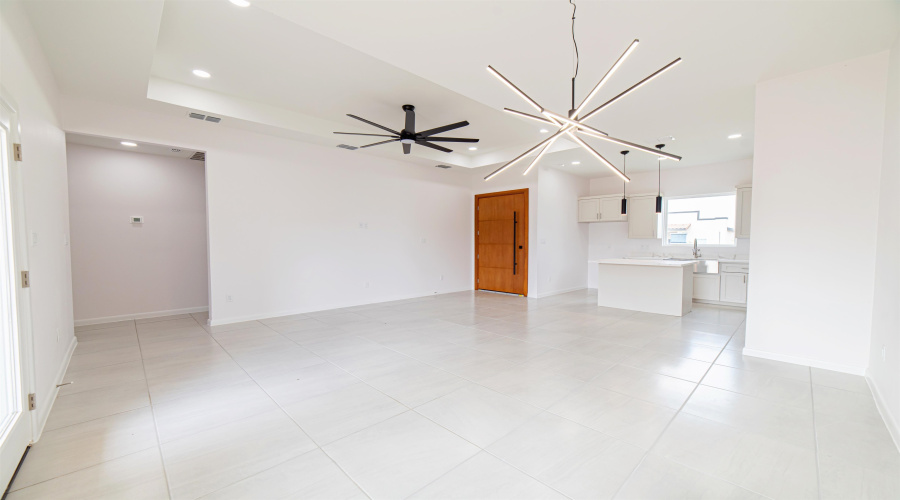 131 Faith Dr., Laredo, Texas 78043-5079, 4 Bedrooms Bedrooms, 4 Rooms Rooms,2 BathroomsBathrooms,Residential,For Sale,131 Faith Dr.,20253718