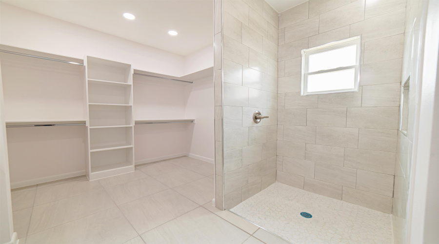 131 Faith Dr., Laredo, Texas 78043-5079, 4 Bedrooms Bedrooms, 4 Rooms Rooms,2 BathroomsBathrooms,Residential,For Sale,131 Faith Dr.,20253718