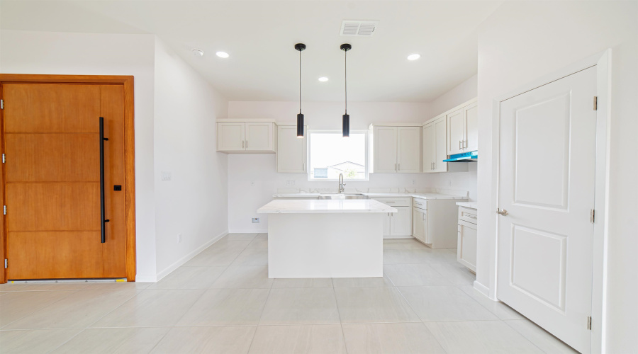 131 Faith Dr., Laredo, Texas 78043-5079, 4 Bedrooms Bedrooms, 4 Rooms Rooms,2 BathroomsBathrooms,Residential,For Sale,131 Faith Dr.,20253718