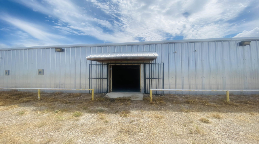 100 JAIME J ZAPATA ST, Falcon, Texas 78564, 1 Room Rooms,3 BathroomsBathrooms,Commercial retail/office,For Sale,100 JAIME J ZAPATA ST,20253725