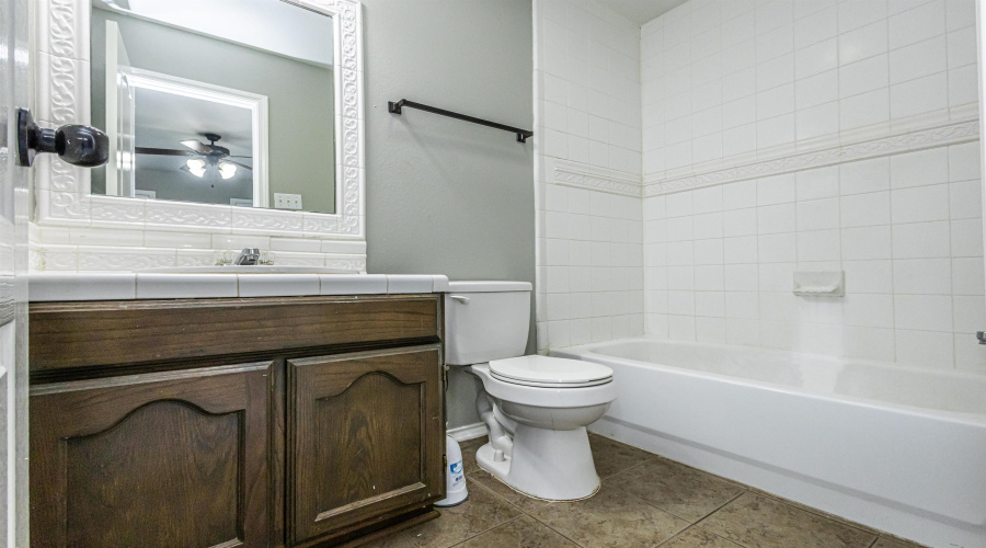 622 Susie Dr, LAREDO, Texas 78046, 3 Bedrooms Bedrooms, 5 Rooms Rooms,2 BathroomsBathrooms,Residential,For Sale,622 Susie Dr,20251129