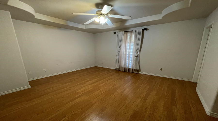 1000 Ranchway Dr, Laredo, Texas 78045-8653, 3 Bedrooms Bedrooms, 6 Rooms Rooms,3 BathroomsBathrooms,Residential,For Rent,1000 Ranchway Dr,20253726