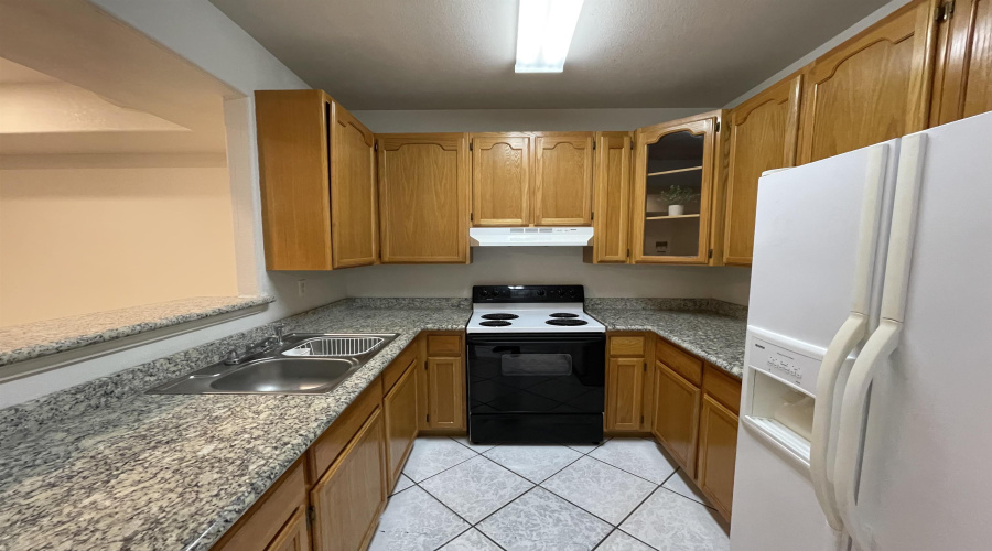 1000 Ranchway Dr, Laredo, Texas 78045-8653, 3 Bedrooms Bedrooms, 6 Rooms Rooms,3 BathroomsBathrooms,Residential,For Rent,1000 Ranchway Dr,20253726