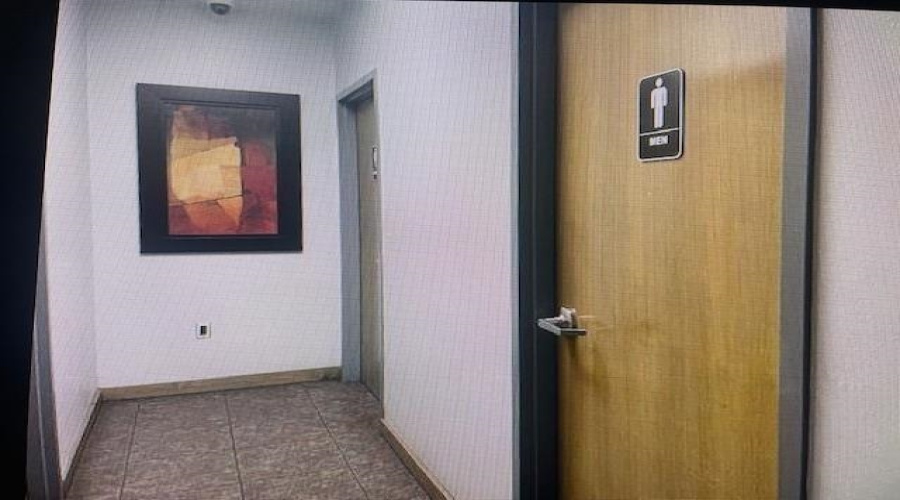 1641 World Trade Center Lp, LAREDO, Texas 78045, 1 Bedroom Bedrooms, 11 Rooms Rooms,3 BathroomsBathrooms,Commercial/industrial,For Rent,1641 World Trade Center Lp,20253729