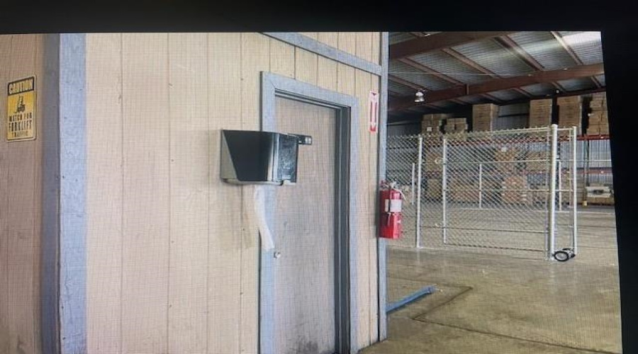 1641 World Trade Center Lp, LAREDO, Texas 78045, 1 Bedroom Bedrooms, 11 Rooms Rooms,3 BathroomsBathrooms,Commercial/industrial,For Rent,1641 World Trade Center Lp,20253729