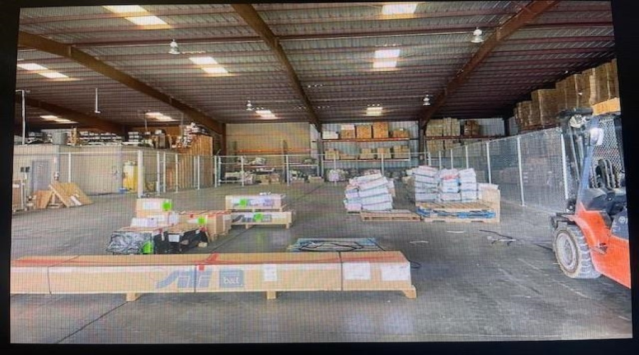 1641 World Trade Center Lp, LAREDO, Texas 78045, 1 Bedroom Bedrooms, 11 Rooms Rooms,3 BathroomsBathrooms,Commercial/industrial,For Rent,1641 World Trade Center Lp,20253729