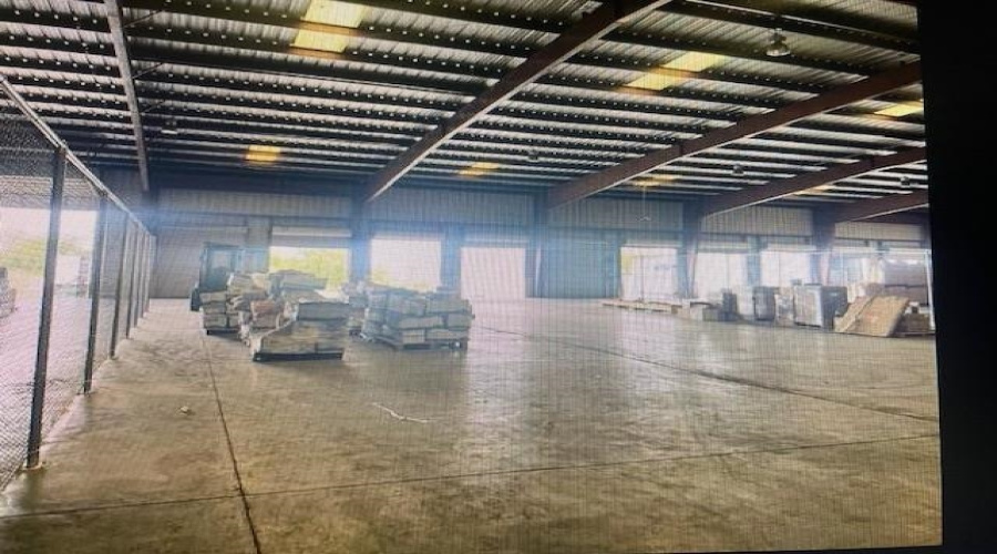 1641 World Trade Center Lp, LAREDO, Texas 78045, 1 Bedroom Bedrooms, 11 Rooms Rooms,3 BathroomsBathrooms,Commercial/industrial,For Rent,1641 World Trade Center Lp,20253729